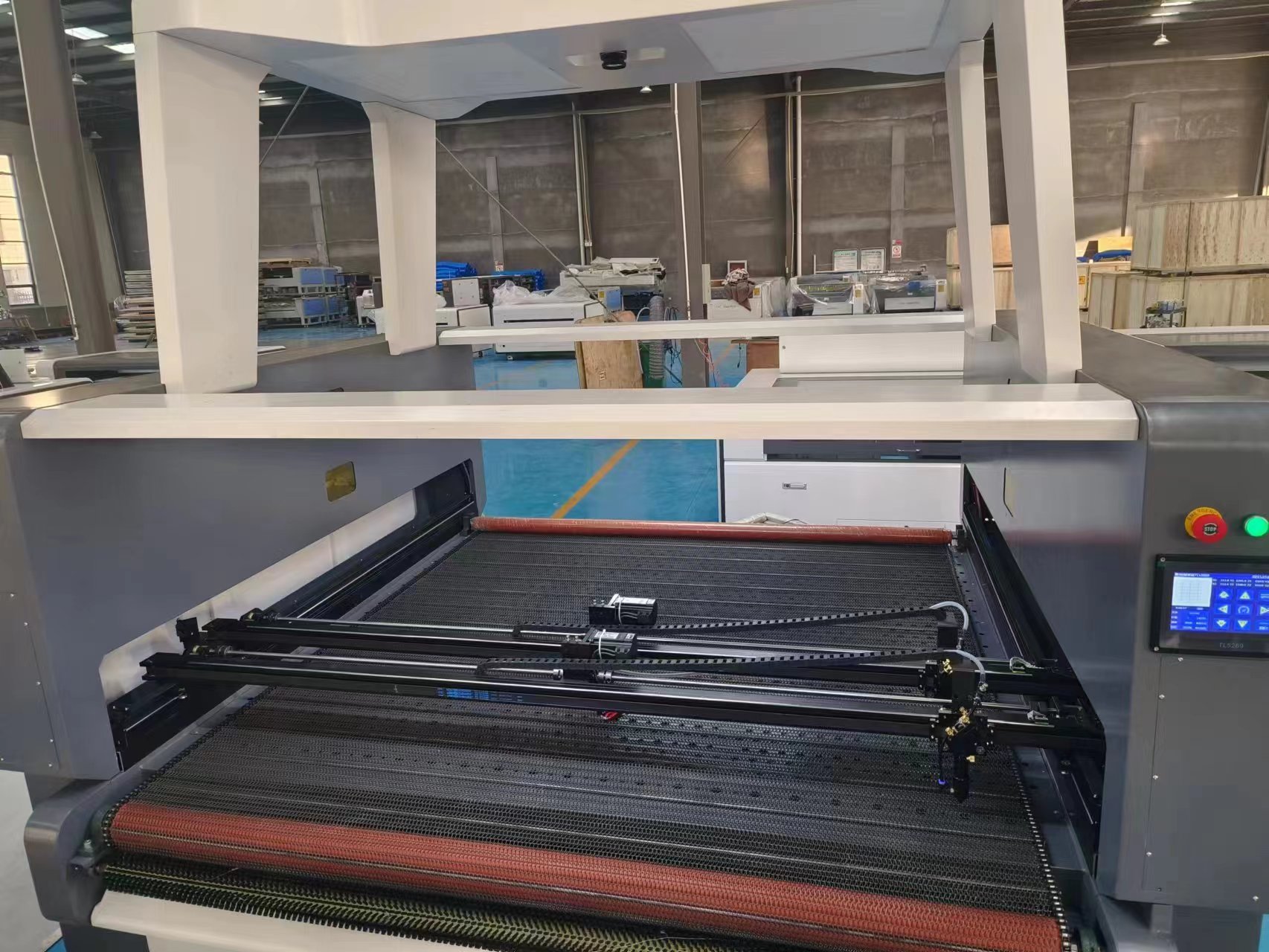 1815 Double Head Vision Laser Engraving & Cutting Machine